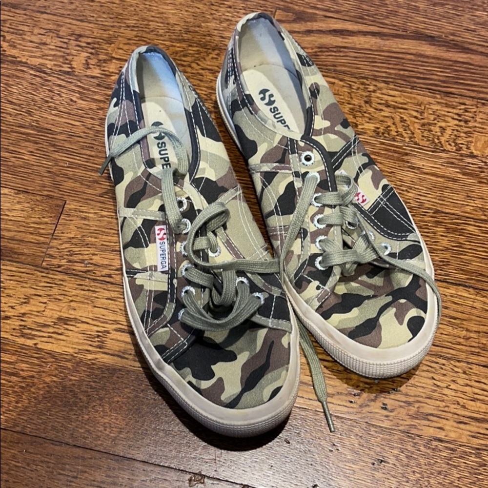 Camo superga’s size 10